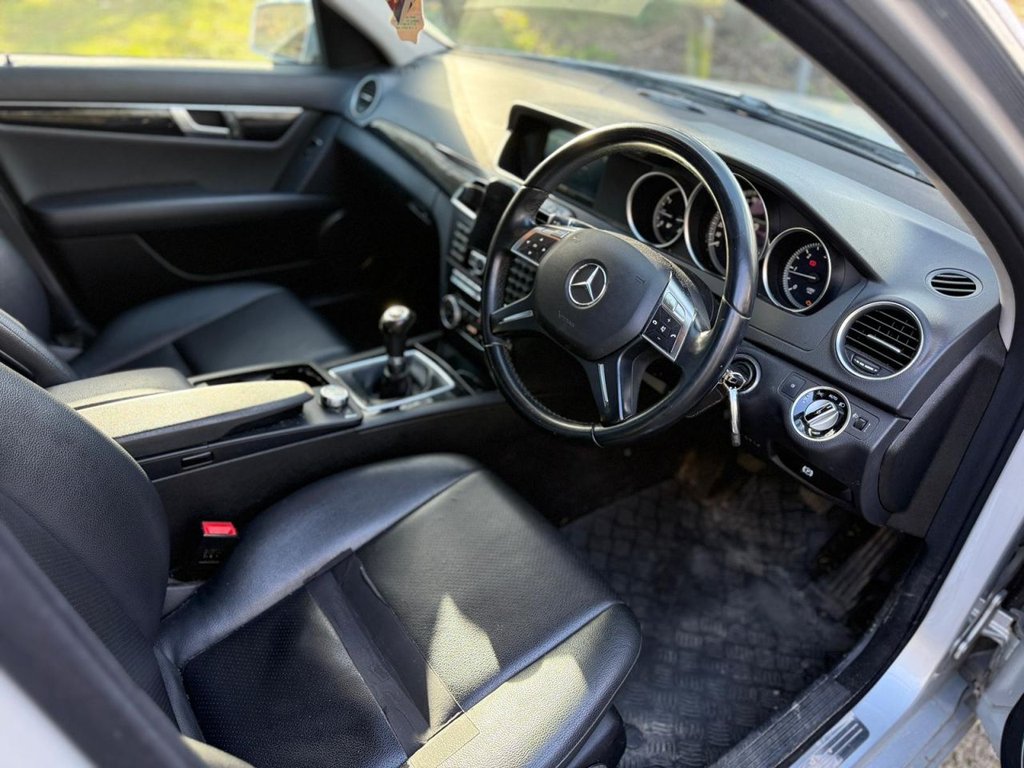 Used Mercedes-Benz C Class 2014 for sale - 77835727: Photo 12