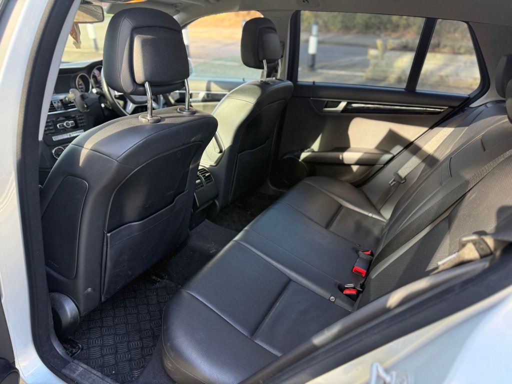 Used Mercedes-Benz C Class 2014 for sale - 77835727: Photo 14