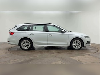 Used Skoda Octavia 2022 for sale - 77583558: Photo
