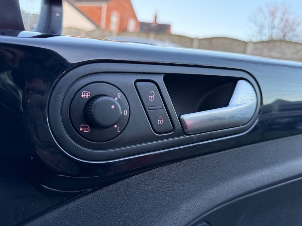 Used Volkswagen Beetle 2013 for sale - 77188513: Photo 24