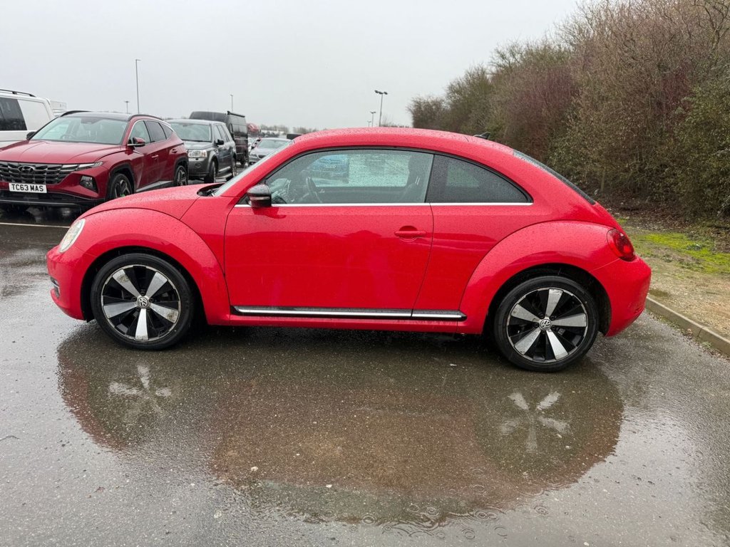 Used Volkswagen Beetle 2013 for sale - 77188513: Photo 6