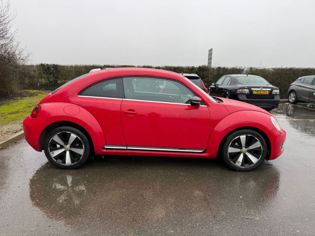 Used Volkswagen Beetle 2013 for sale - 77188513: Photo 9