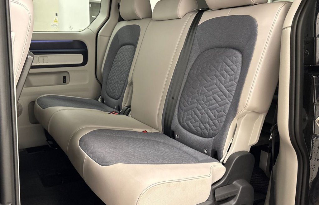 Used Volkswagen ID.Buzz 2023 for sale - 78181254: Photo 3