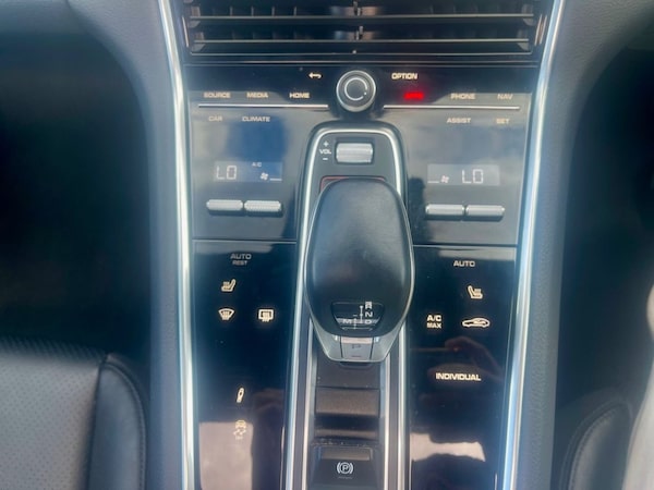 Used Porsche Panamera 2022 for sale - 75728192: Photo 20