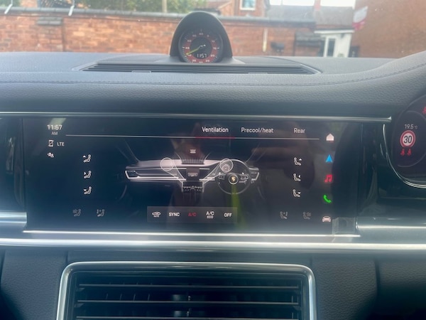 Used Porsche Panamera 2022 for sale - 75728192: Photo 27