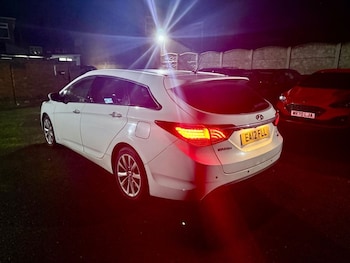 Used Hyundai i40 2012 for sale - 76745094: Photo