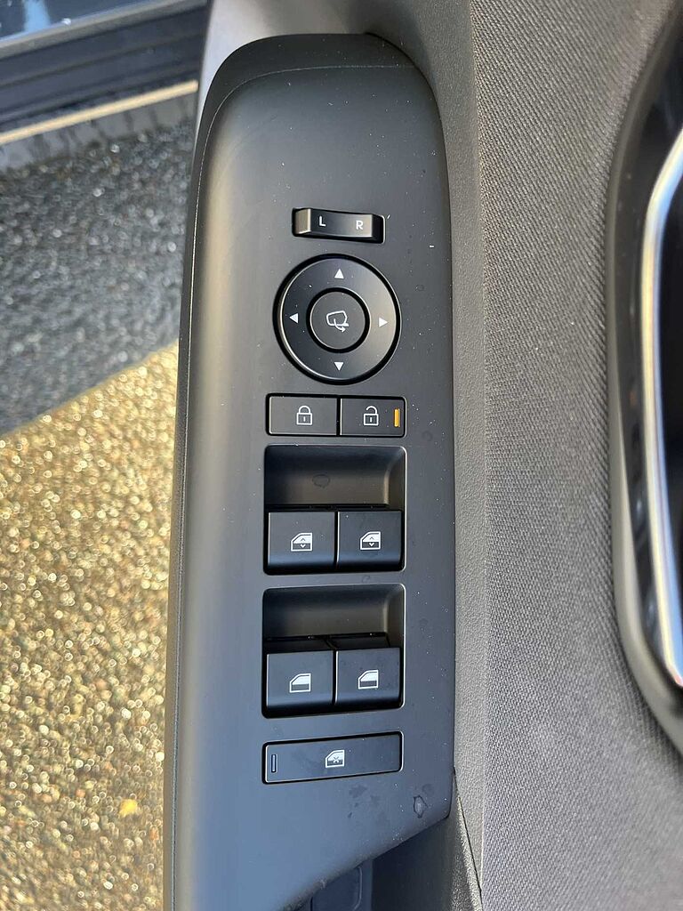 Used Hyundai KONA 2025 for sale - 77030872: Photo 19