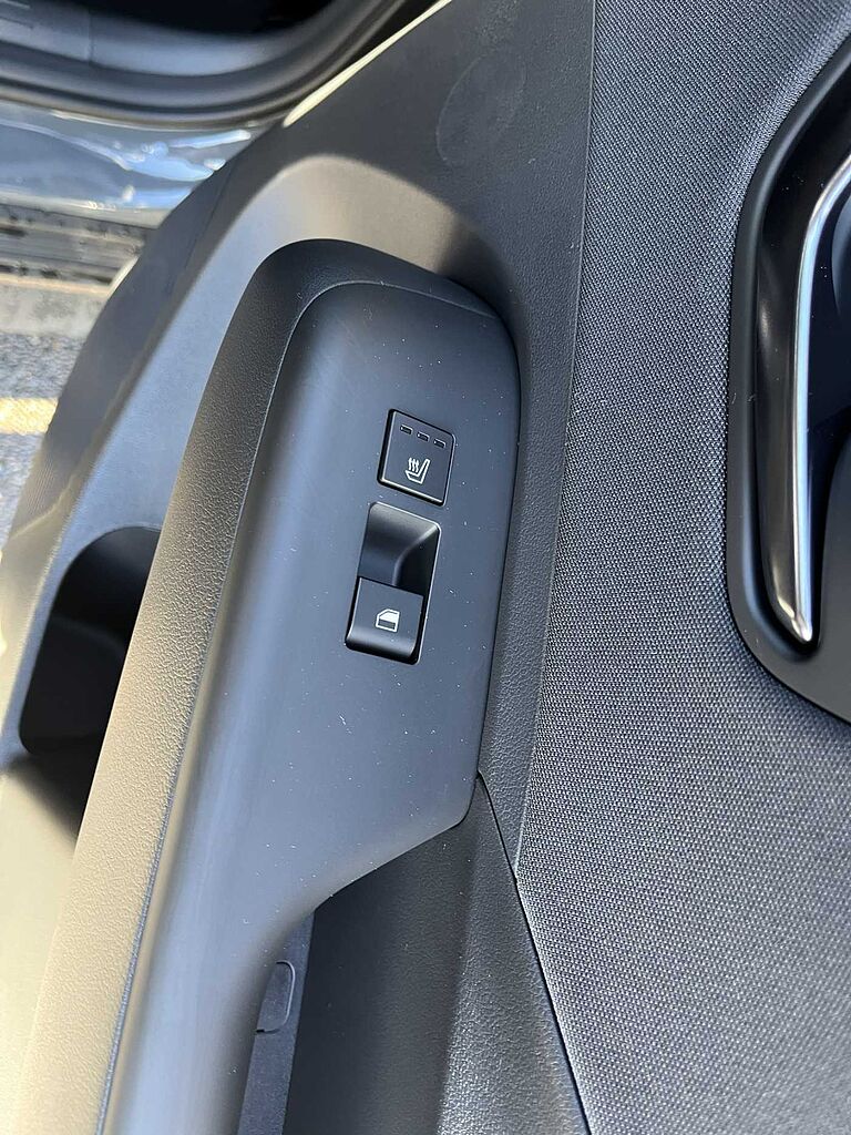 Used Hyundai KONA 2025 for sale - 77030872: Photo 40