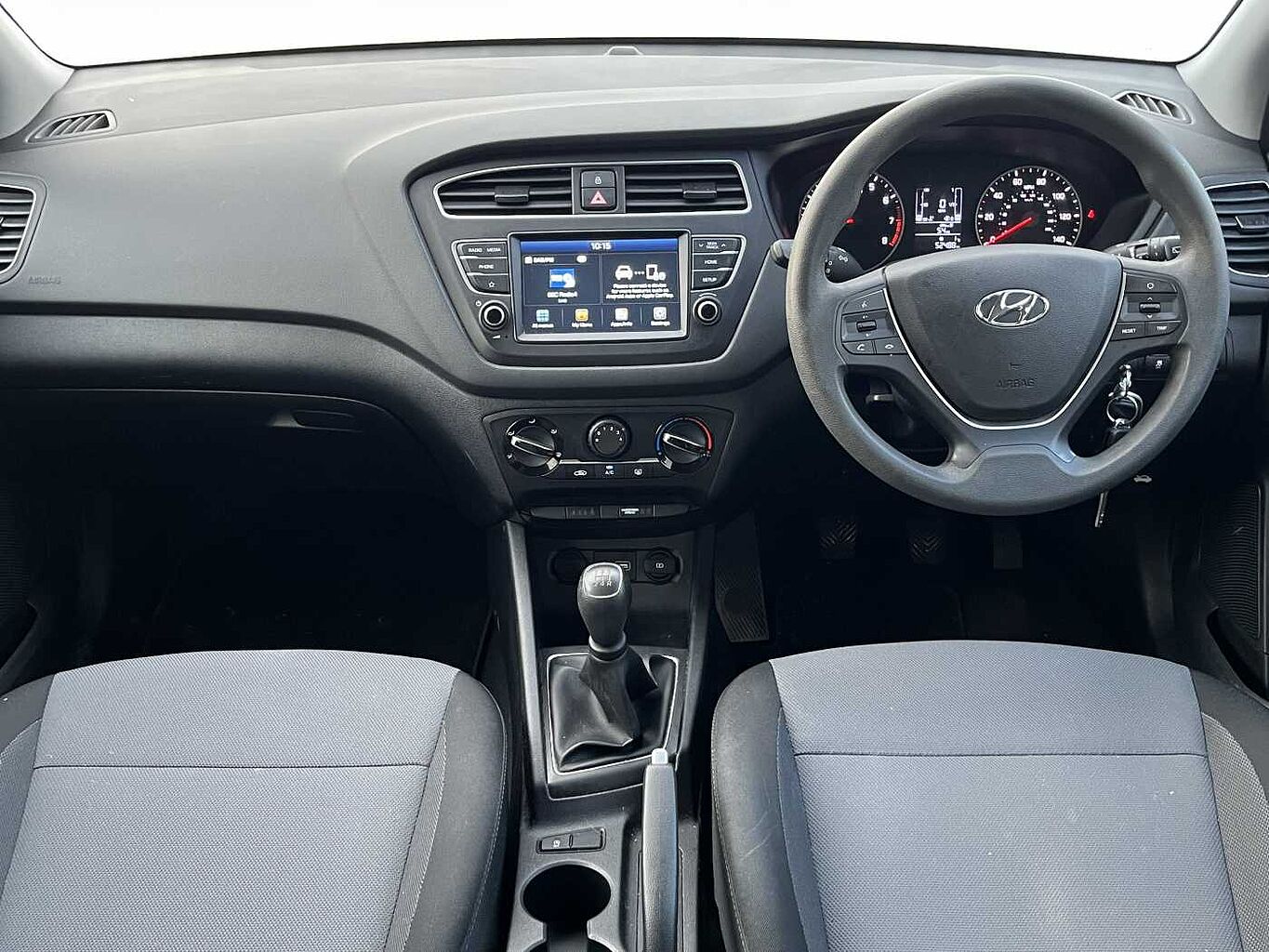 Used Hyundai i20 2019 for sale - 77218708: Photo 9