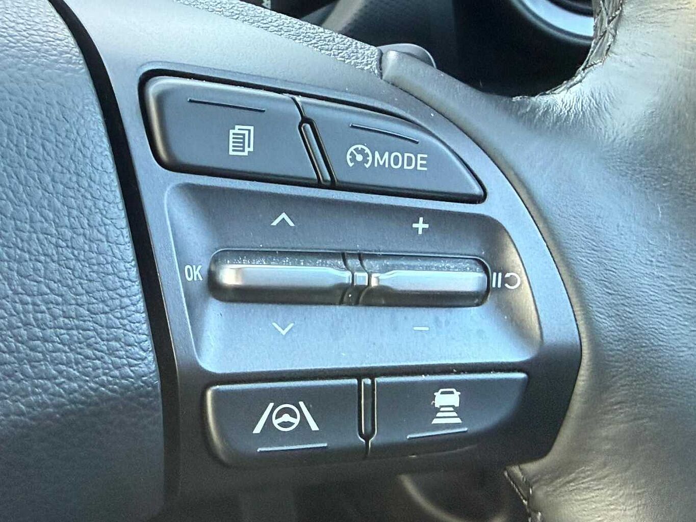 Used Hyundai KONA 2022 for sale - 77030840: Photo 16