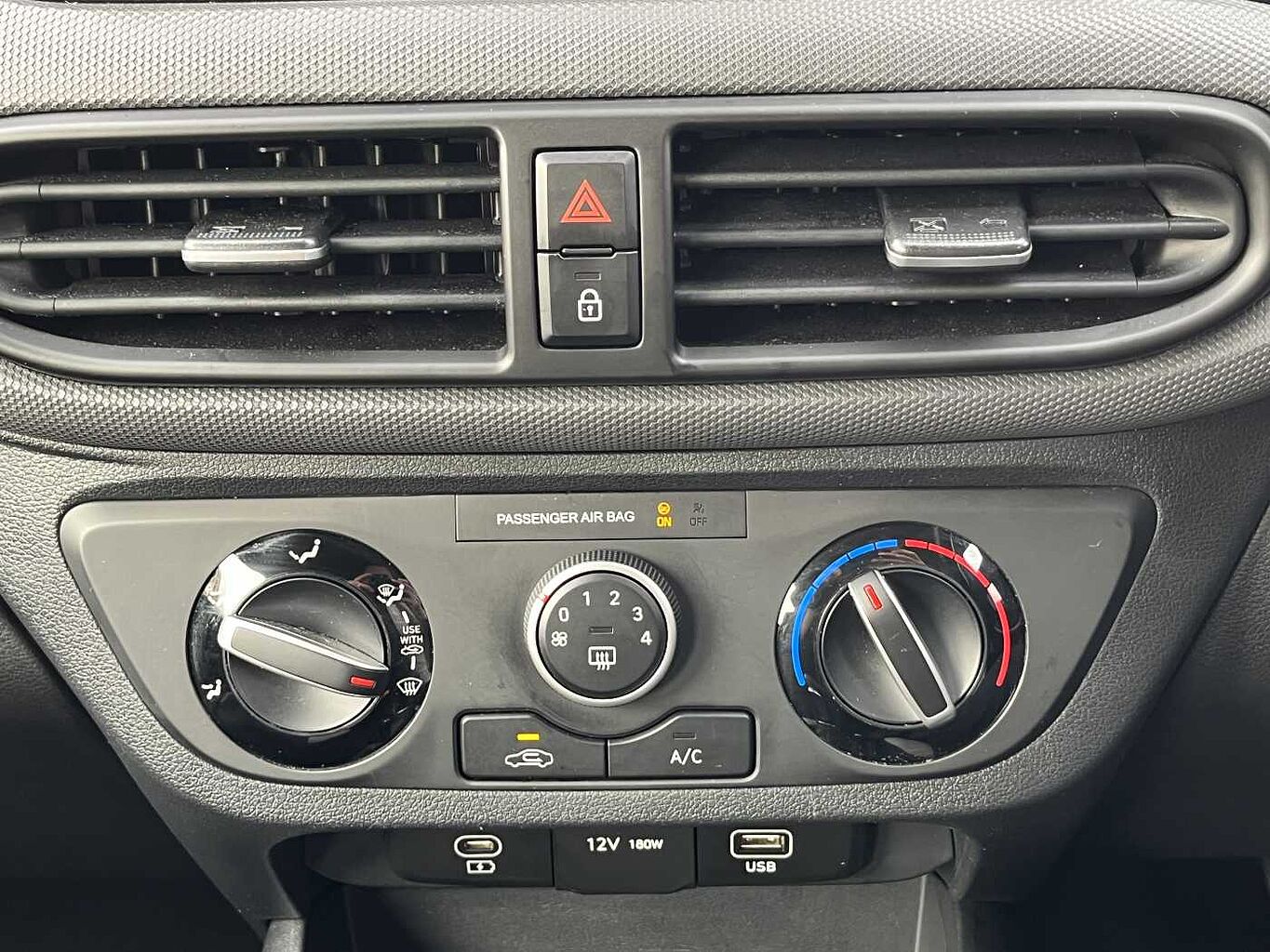 Used Hyundai i10 2024 for sale - 77030883: Photo 14