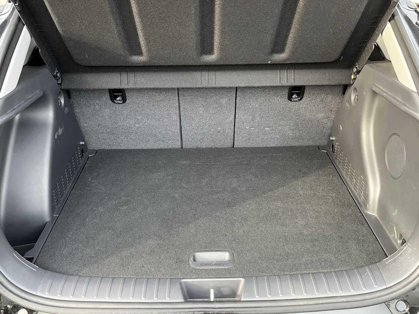 Used Hyundai KONA 2025 for sale - 77030822: Photo 27