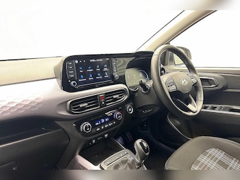 Used Hyundai i10 2025 for sale - 79051095: Photo