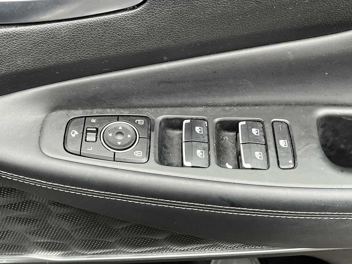 Used Hyundai Santa Fe 2023 for sale - 77653107: Photo 25