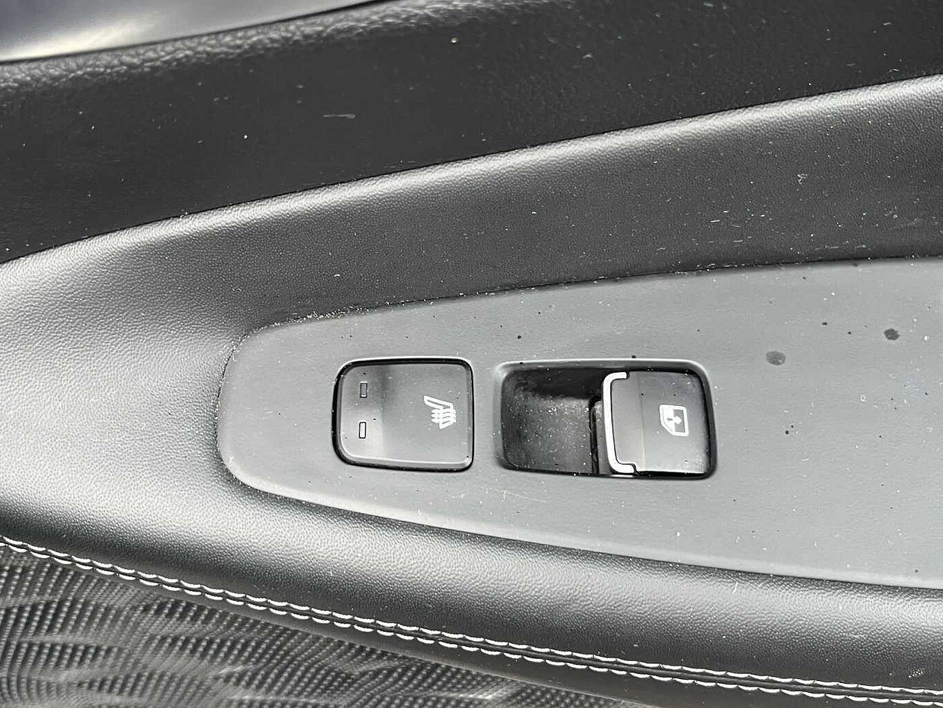 Used Hyundai Santa Fe 2023 for sale - 77653107: Photo 31