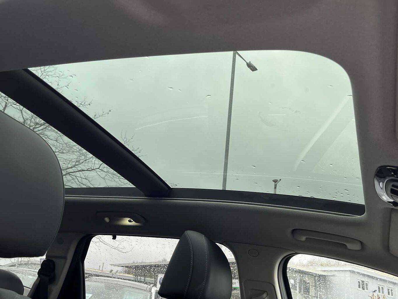 Used Hyundai Santa Fe 2023 for sale - 77653107: Photo 34