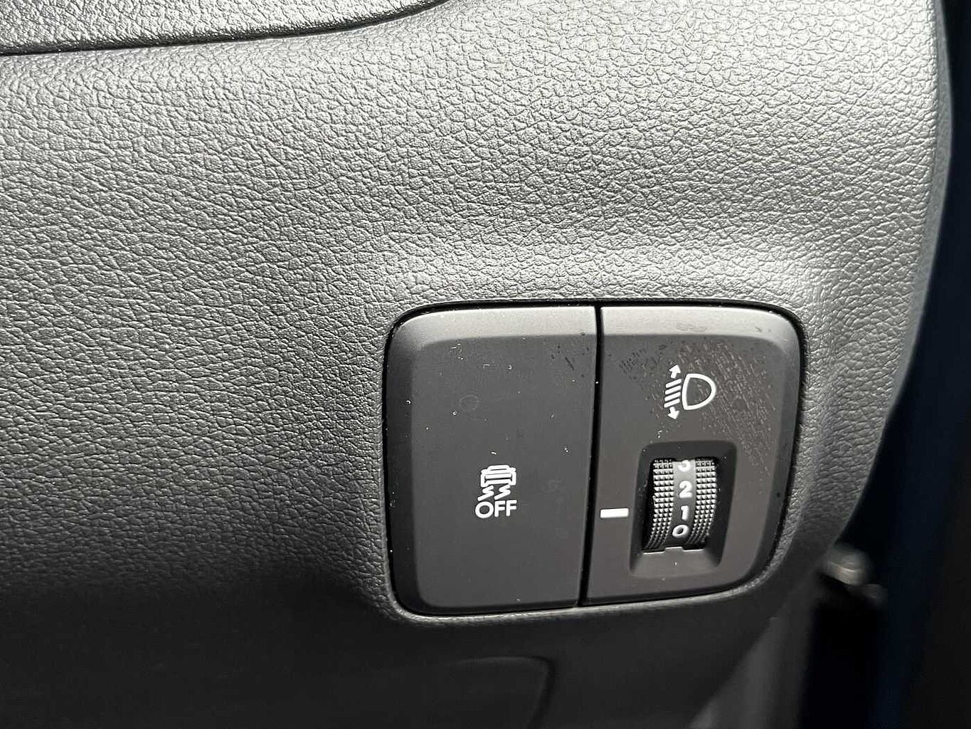 Used Hyundai i10 2024 for sale - 77708286: Photo 22