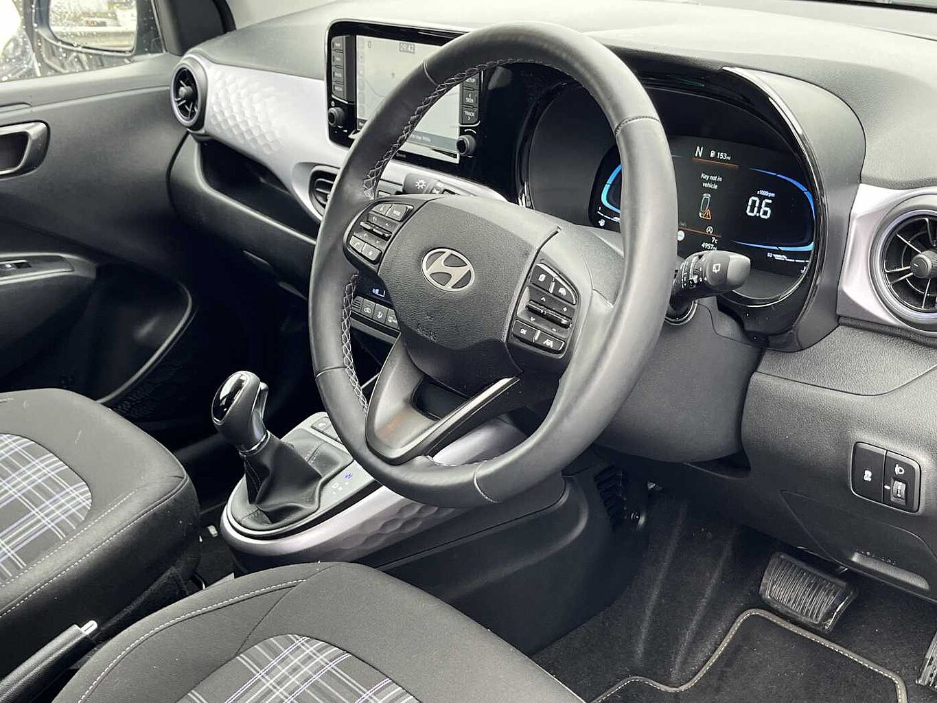 Used Hyundai i10 2024 for sale - 77708286: Photo 25