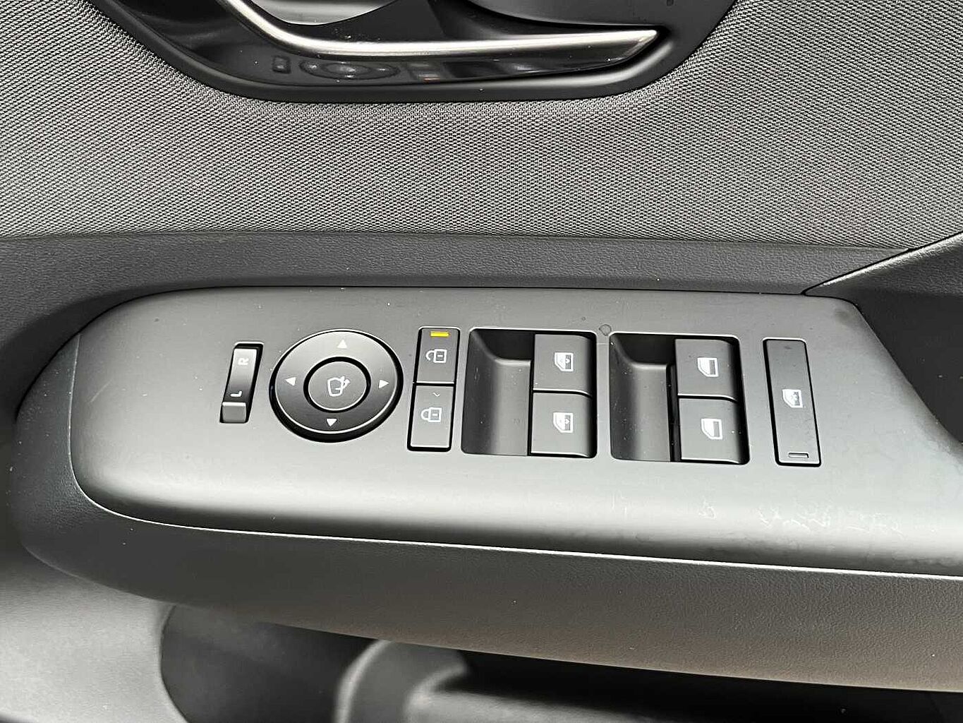 Used Hyundai KONA 2025 for sale - 77030865: Photo 24