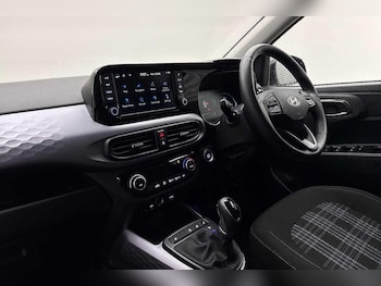 Used Hyundai i10 2025 for sale - 79051088: Photo