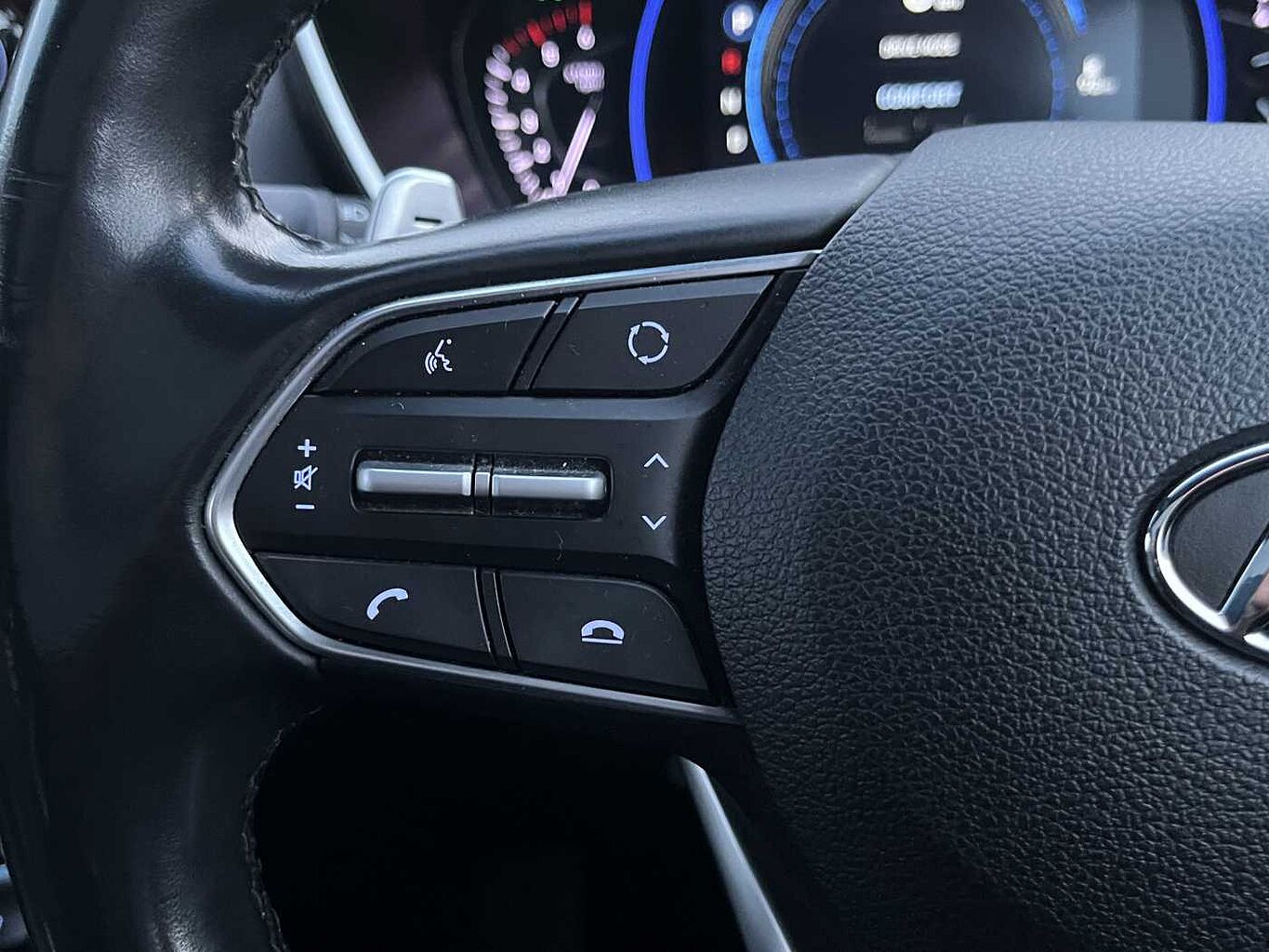 Used Hyundai Santa Fe 2021 for sale - 77030855: Photo 16