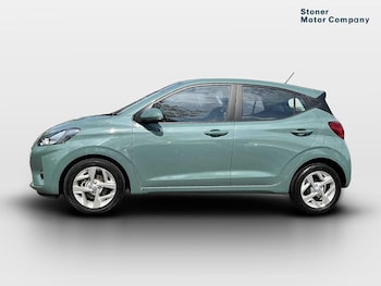 Used Hyundai i10 2023 for sale - 78512973: Photo