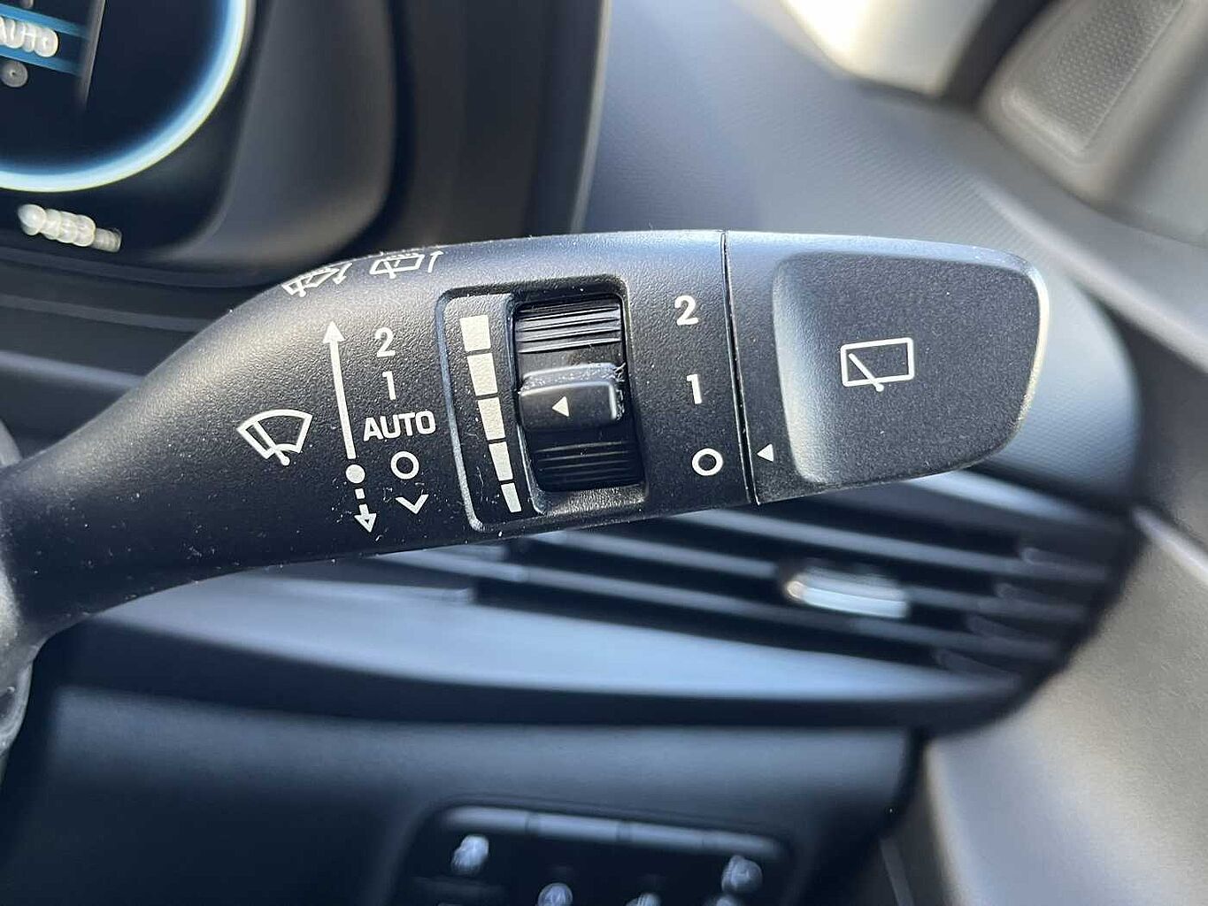 Used Hyundai i20 2022 for sale - 77030887: Photo 17