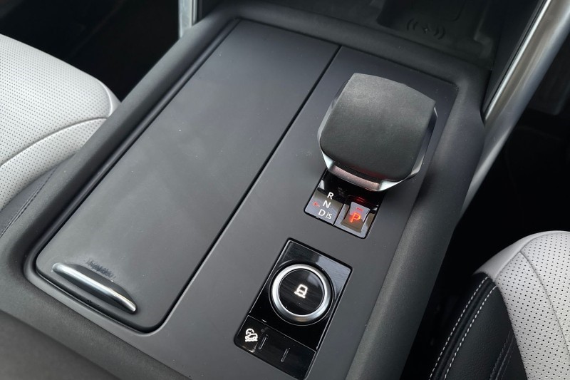 Used Land Rover Discovery 2024 for sale - 77093893: Photo 13