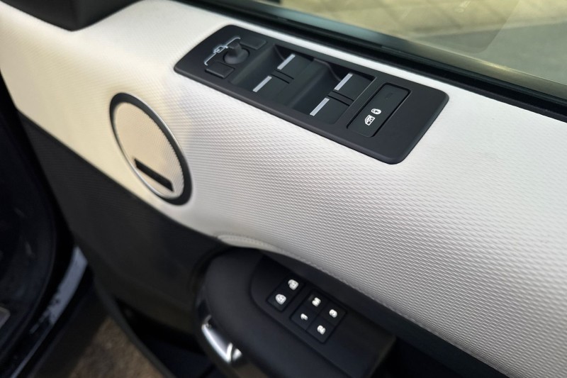 Used Land Rover Discovery 2024 for sale - 77093893: Photo 23