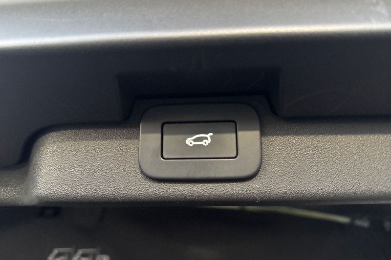 Used Land Rover Discovery 2024 for sale - 77093893: Photo 39