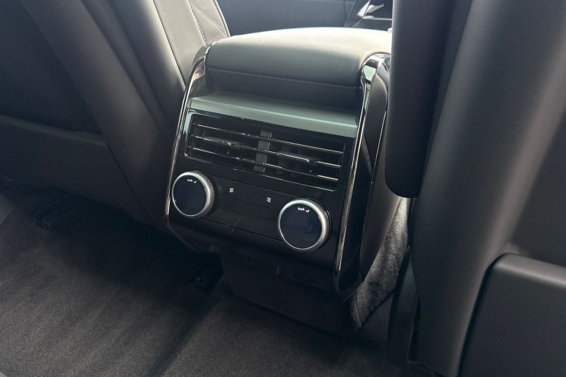 Used Land Rover Range Rover Sport 2024 for sale - 77640866: Photo 18