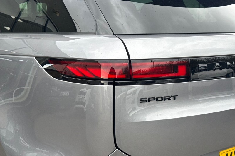 Used Land Rover Range Rover Sport 2024 for sale - 77640866: Photo 19