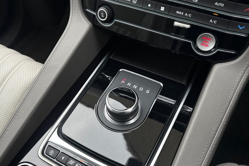 Used Jaguar F-Pace 2019 for sale - 77690987: Photo 13