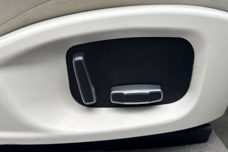 Used Jaguar F-Pace 2019 for sale - 77690987: Photo 25