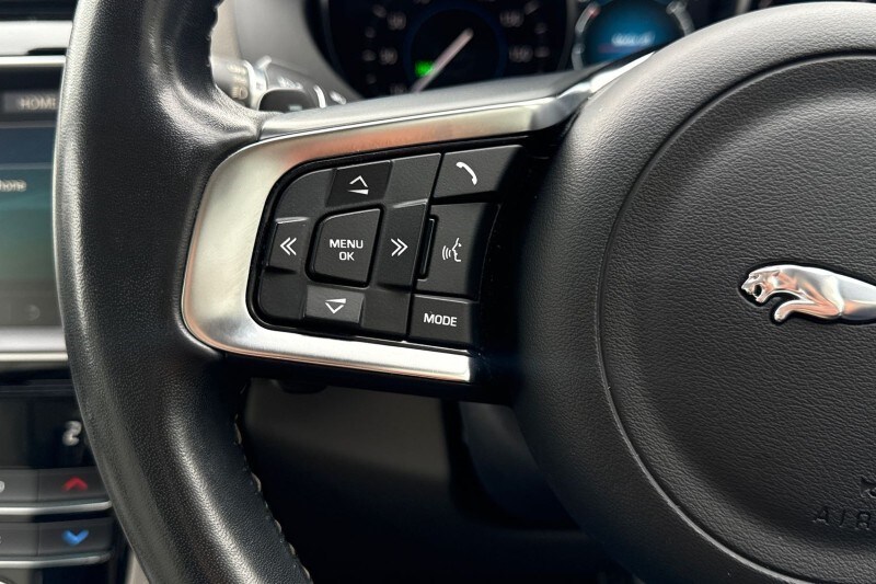 Used Jaguar F-Pace 2019 for sale - 77690987: Photo 29