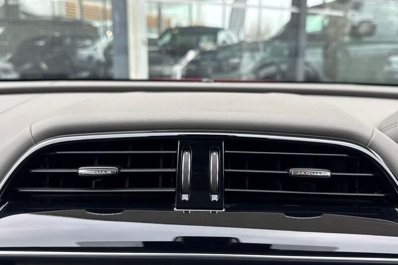 Used Jaguar F-Pace 2019 for sale - 77690987: Photo 36