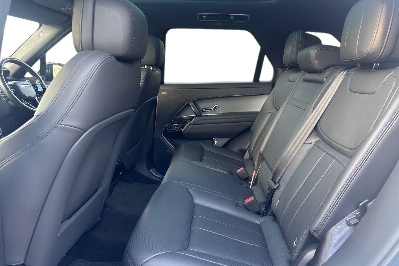 Used Land Rover Range Rover Sport 2023 for sale - 77662138: Photo 4