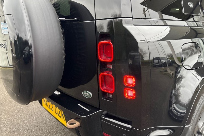 Used Land Rover Defender 2023 for sale - 77420533: Photo 50