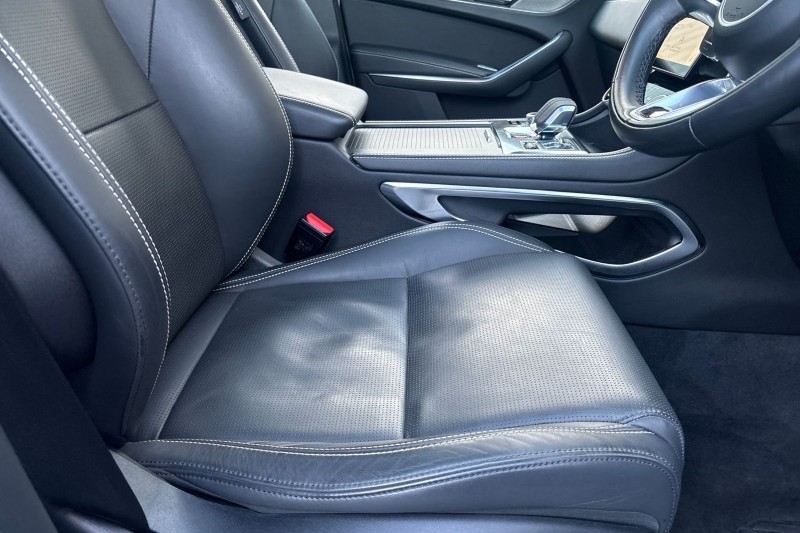 Used Jaguar F-Pace 2024 for sale - 76980988: Photo 25