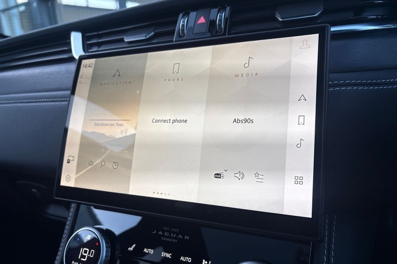 Used Jaguar F-Pace 2024 for sale - 76980988: Photo 30