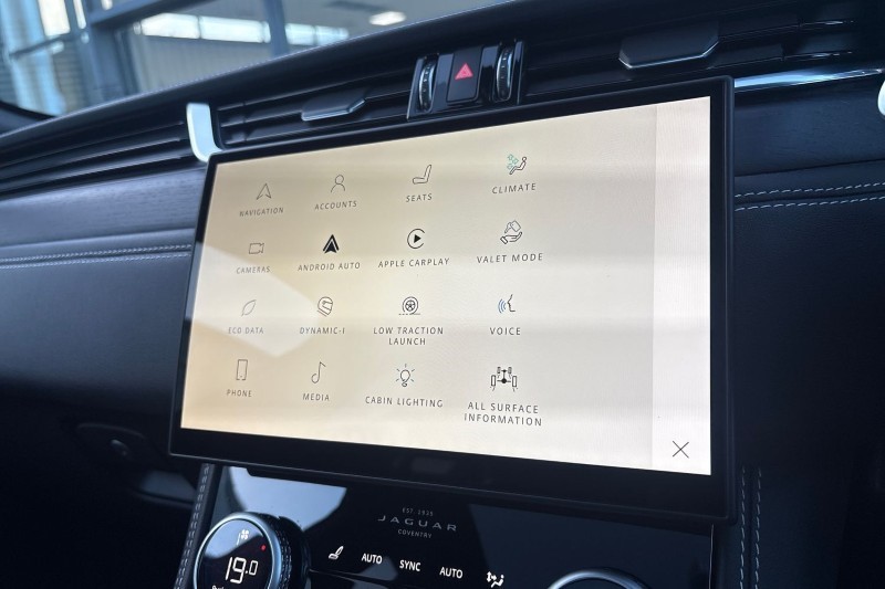 Used Jaguar F-Pace 2024 for sale - 76980988: Photo 33