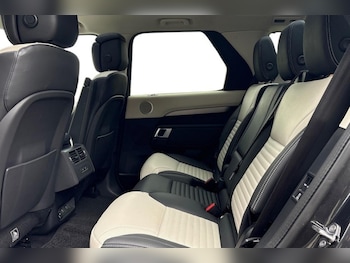 Used Land Rover Discovery 2025 for sale - 79500418: Photo