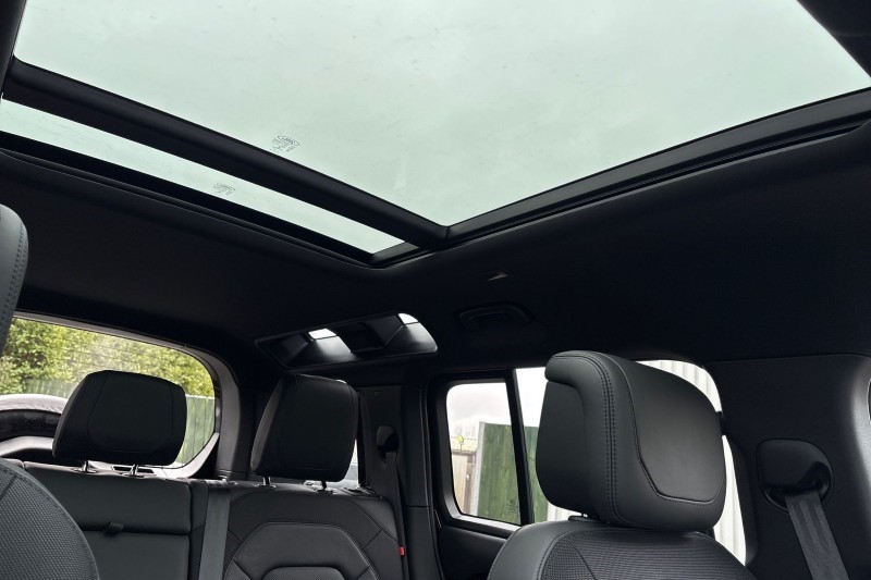 Used Land Rover Defender 2022 for sale - 77778619: Photo 21