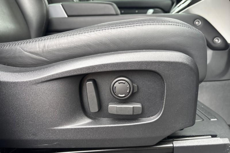 Used Land Rover Defender 2022 for sale - 77778619: Photo 25