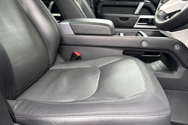 Used Land Rover Defender 2022 for sale - 77778619: Photo 26