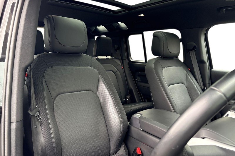 Used Land Rover Defender 2022 for sale - 77778619: Photo 27