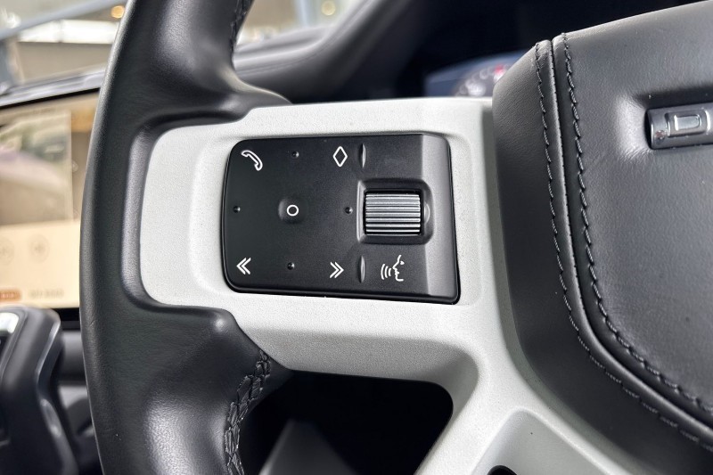 Used Land Rover Defender 2022 for sale - 77778619: Photo 29