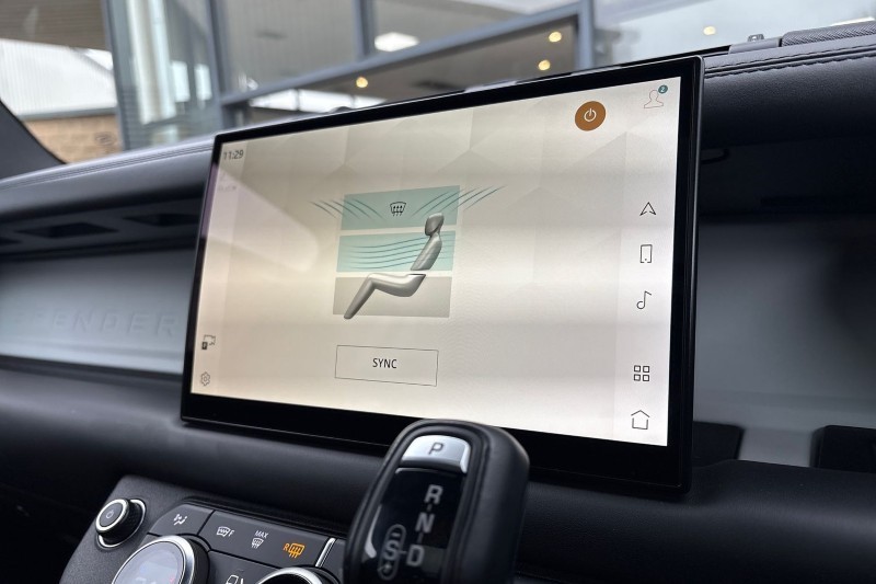 Used Land Rover Defender 2022 for sale - 77778619: Photo 35