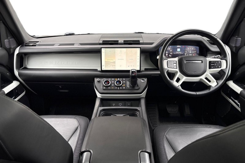 Used Land Rover Defender 2022 for sale - 77778619: Photo 9