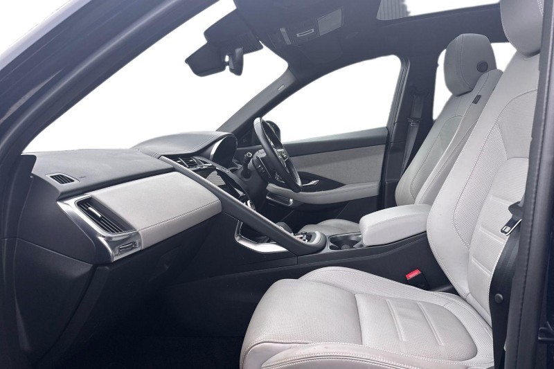 Used Jaguar E-Pace 2022 for sale - 77515950: Photo 3